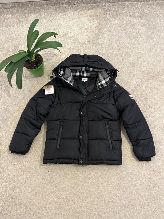 Geaca burberry neagra