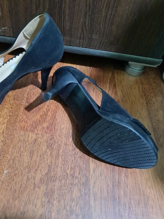 Pantofi cu toc 38