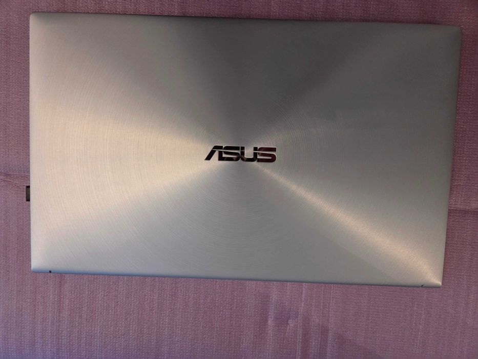 Capac + Ecran Asus Zenbook UX533FD