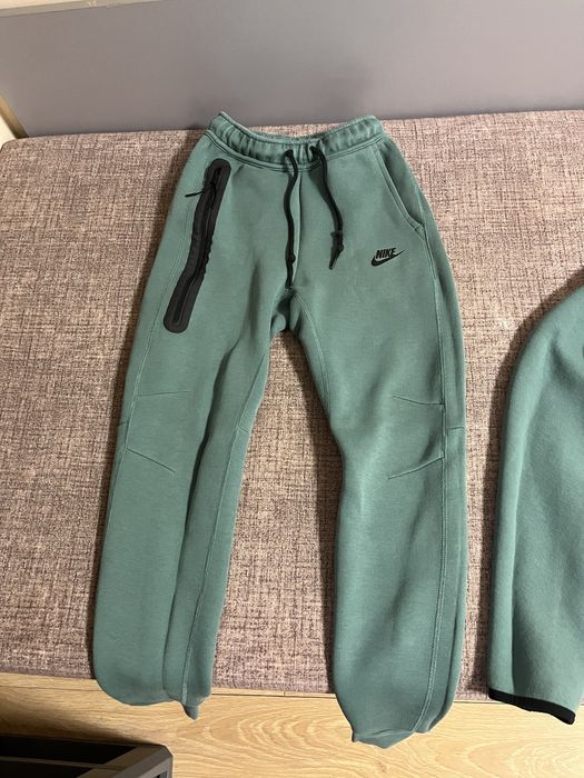 Nike tech fleece