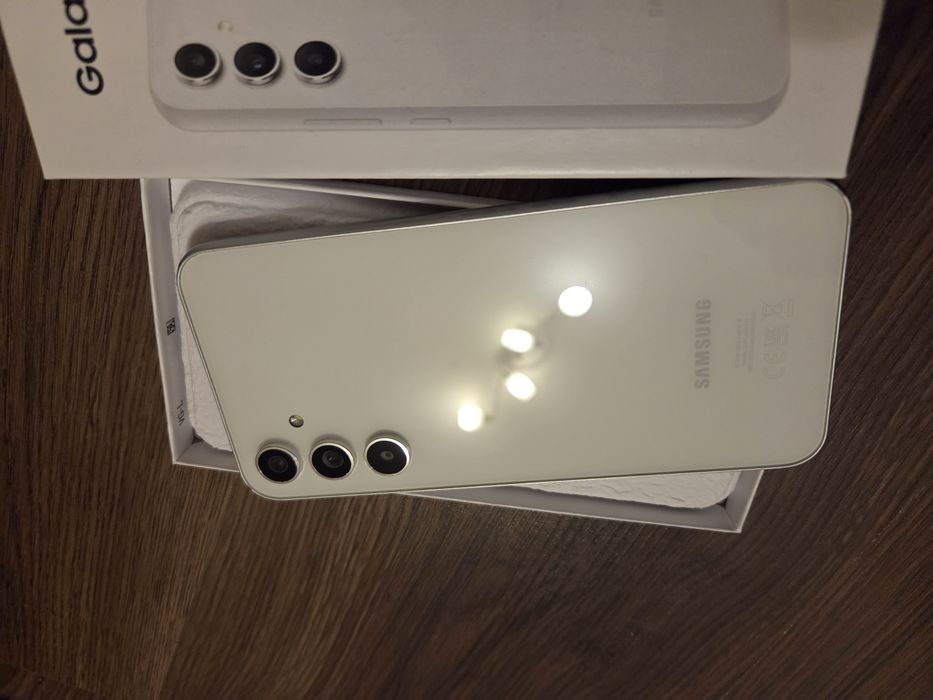 Samsung A 54 8gb 128gb с кутия