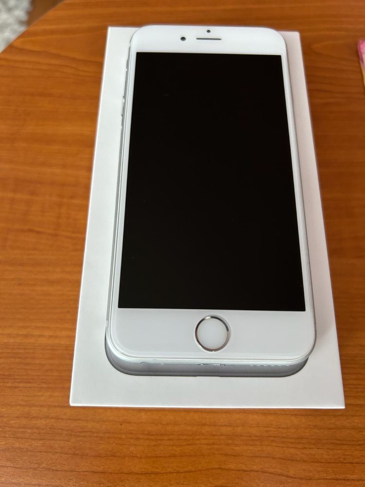 Vand Iphone 6S silver