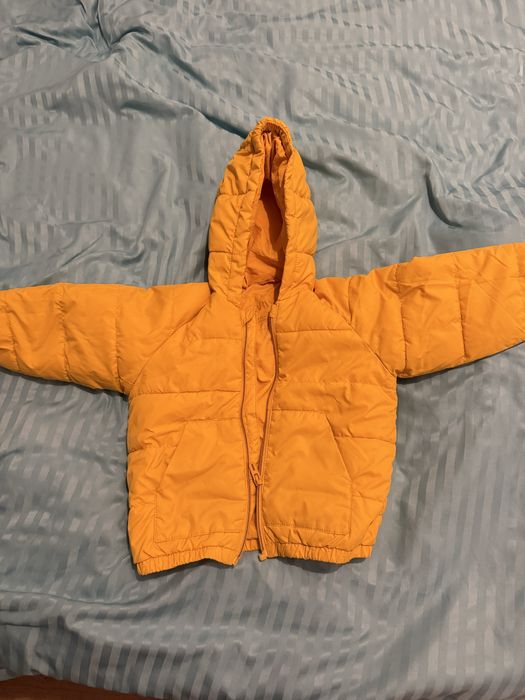 Geaca de fas cu gluga copii marime 86 ZARA