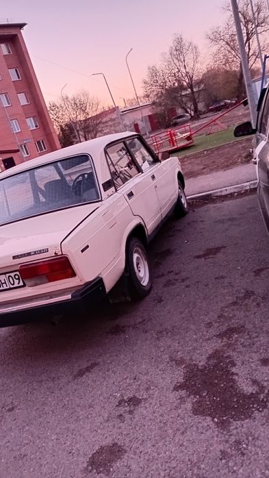 Продаю машину на ходу