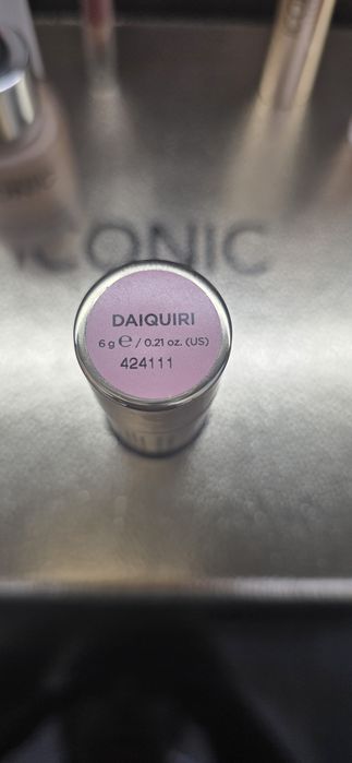 Грим Iconic London Illuminator, blurring blush stick, Спирала, li