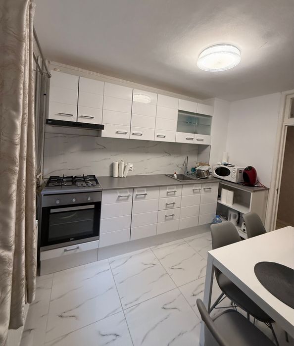 Apart 3 camere Malu Rosu