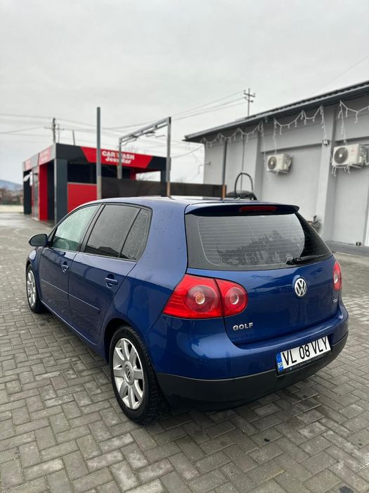Vând golf 5 1.9TDI