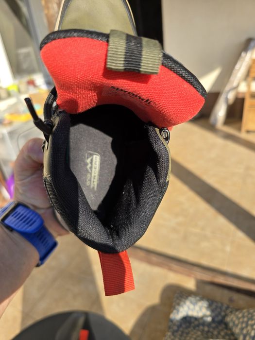 Bocanci Sprandi Earth Gear – mărimea 40 – stare excelentă