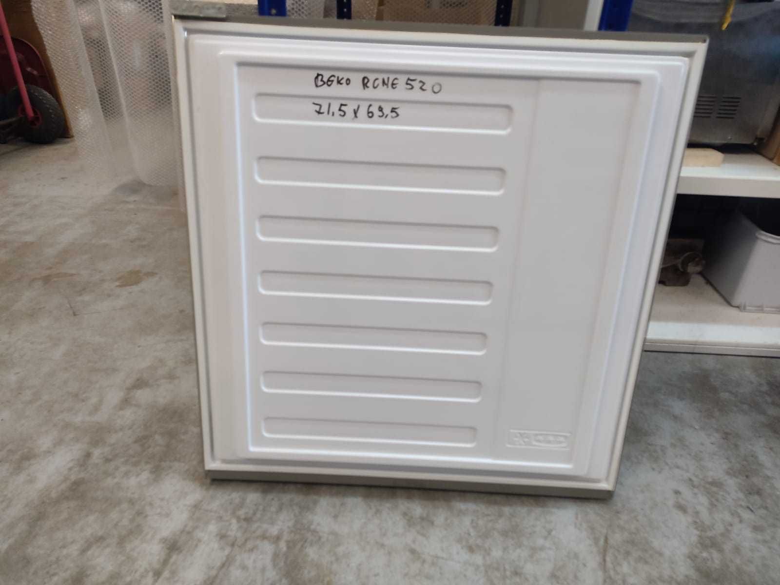Usa congelator Combina frigorifica Beko RCNE520, 71,5x69,5cm