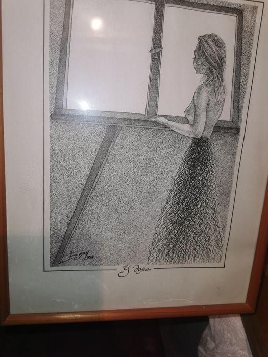 Инвалиден стол. Със тоалетна. Старо огледало. Нощна лампа и др.