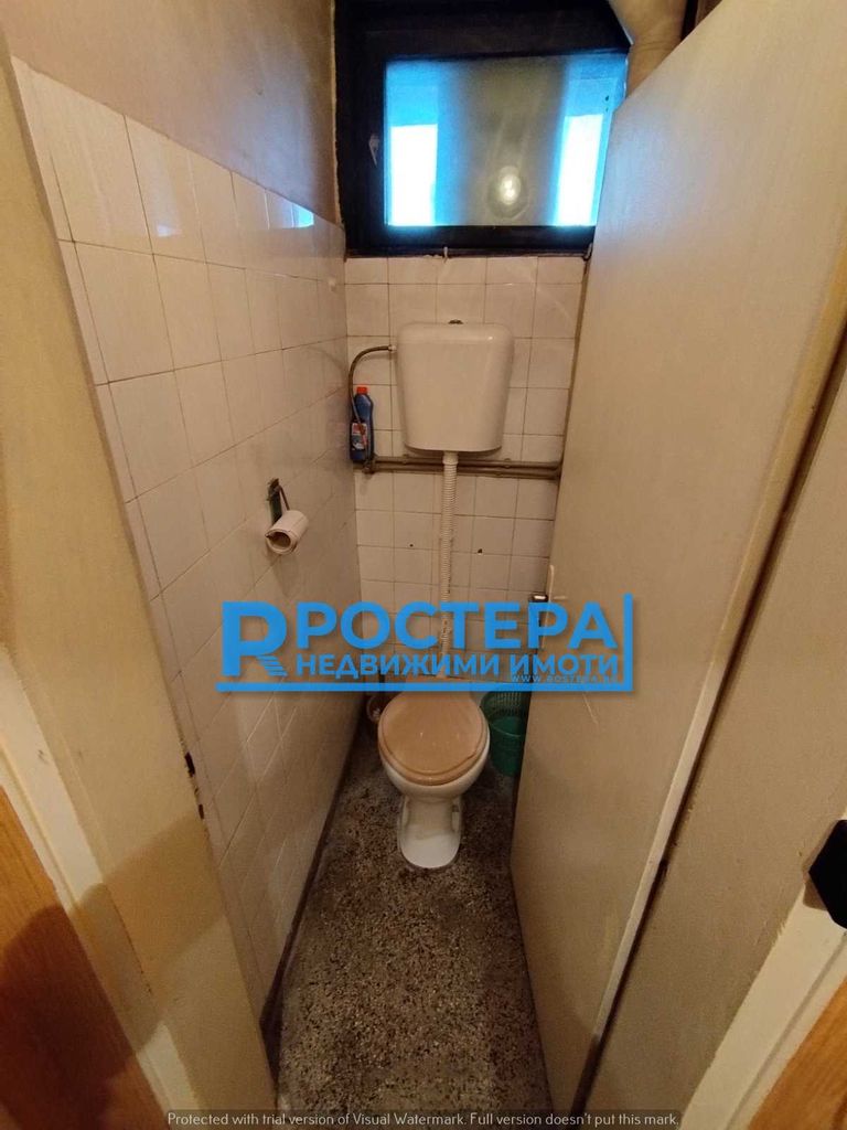 Продава се Четиристаен апартамент в Търговище, Център - 92 кв.м за 992 €/кв.м - Снимка #17