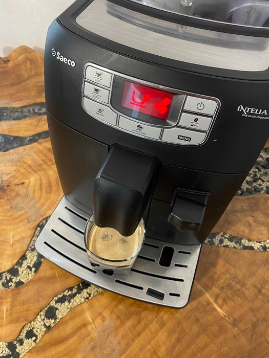 expresor / espressor cafea saeco intelia