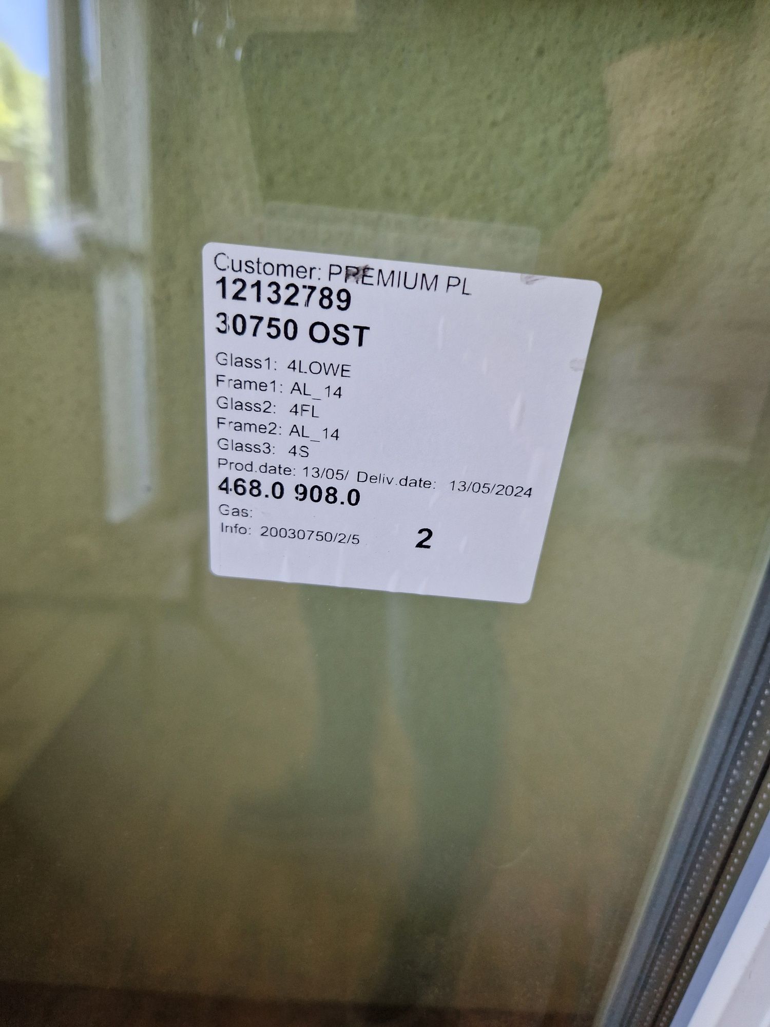Прозорец rehau 3ен стъклопакет L660mm H1110 mm