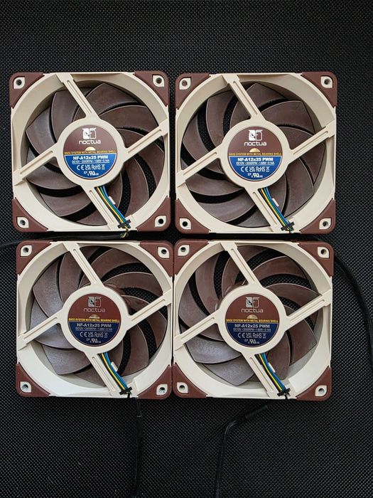 4 бр.  Noctua NF-A12x25-PWM Вентилатори