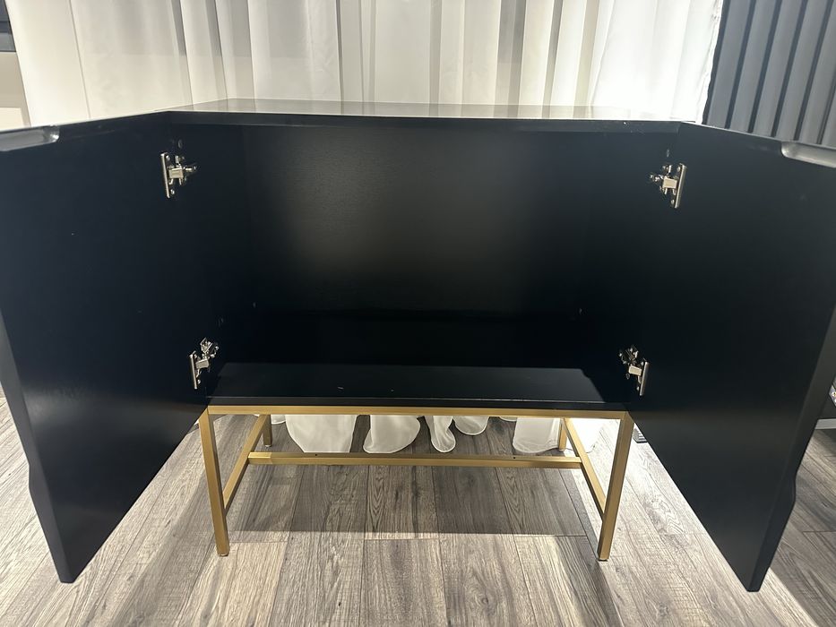 Comoda mdf negru mat negociabil