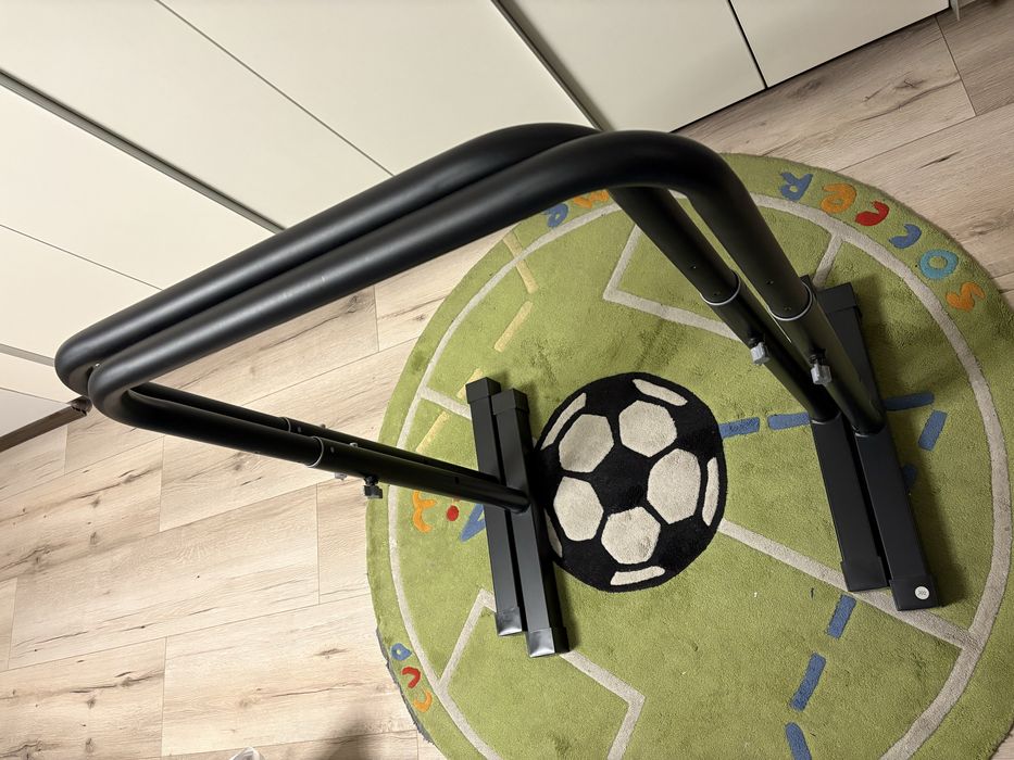 Стойка за кофички Corength TS 100 - РЕЗЕРВИРАНИ