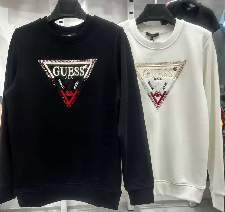 Дамски блузи с дълъг ръказ