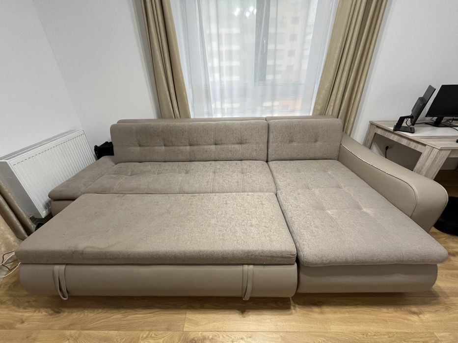 Canapea coltar extensibila, mici deteriorari