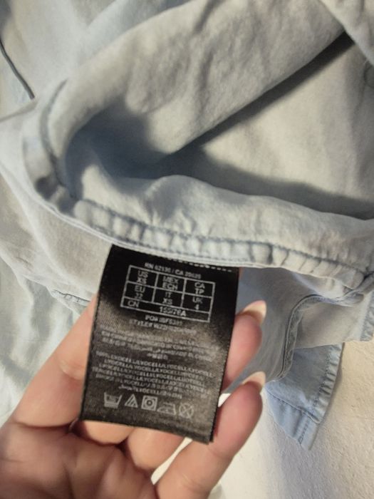 Cămașă jeans fară menci marca Guess, XS