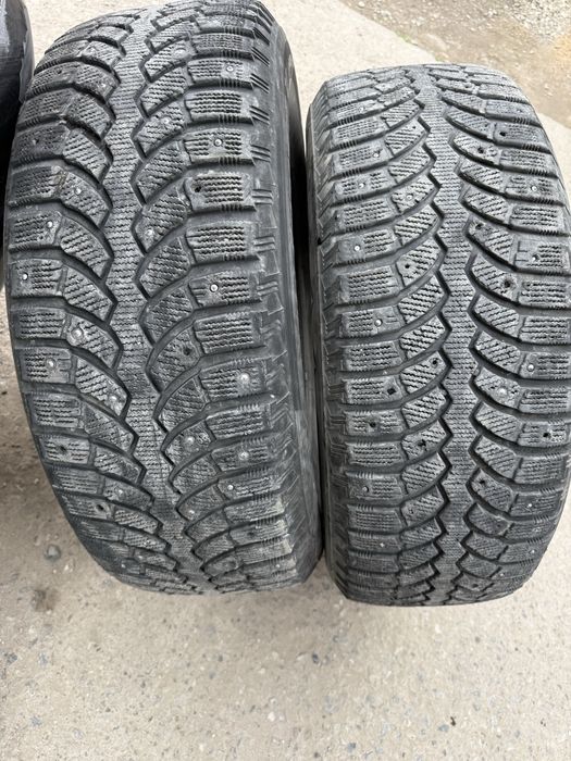Шины зимние шипованные 265/65R17