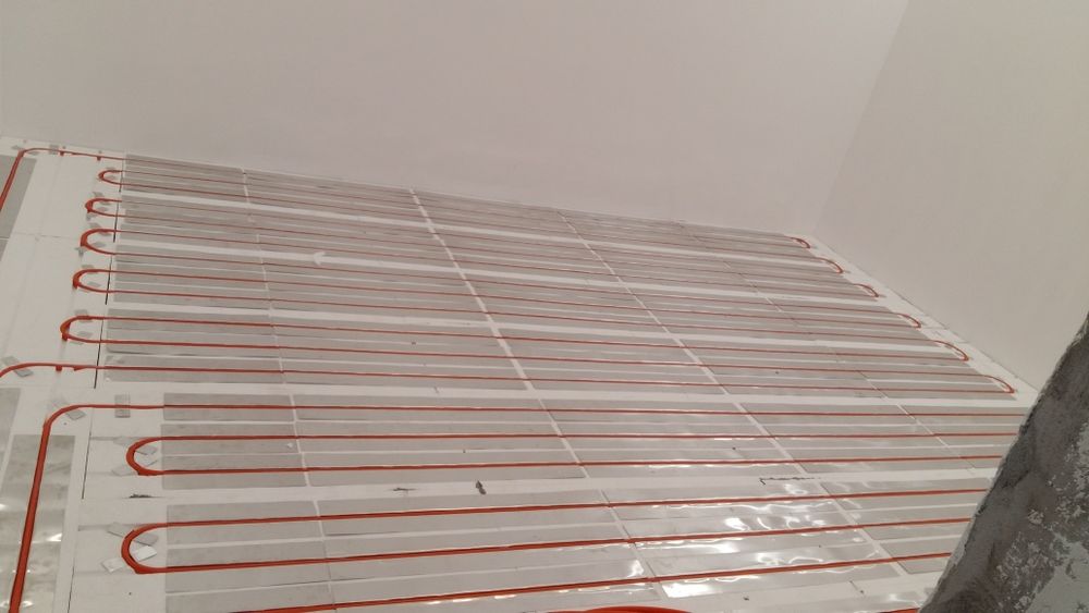 Pardoseala Calda manopera 8€mp