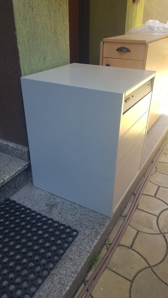 Euromulti-Simple Cash Box cu deschidere temporizata