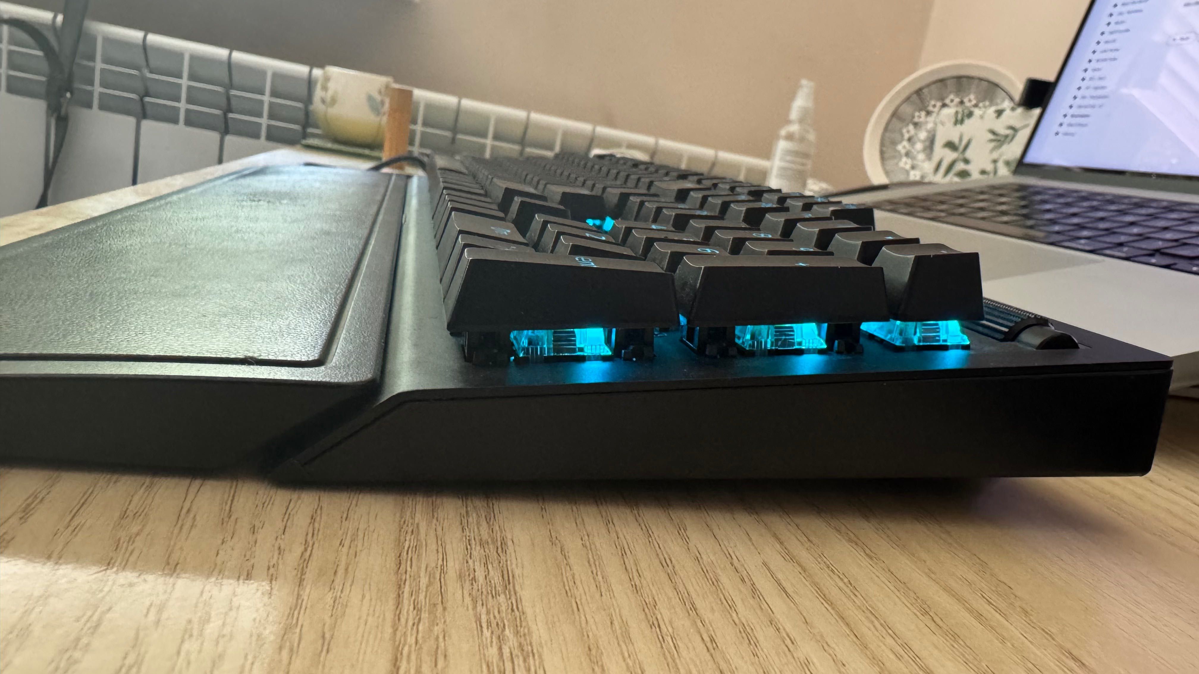 Razer BlackWidow V3 (Green Switch) клавиатура