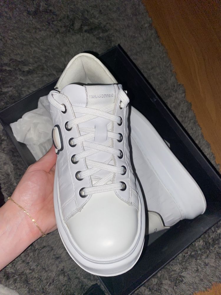 Adidasi Karl Lagerfield