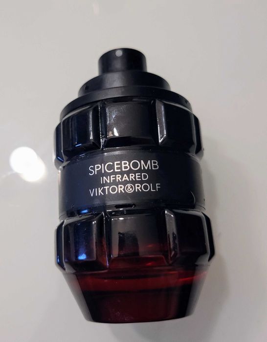 The Scent Private Accord, L'Homme Ultime, Spicebomb Infrared ...