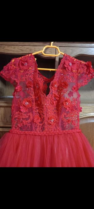 Rochie rosie de seara