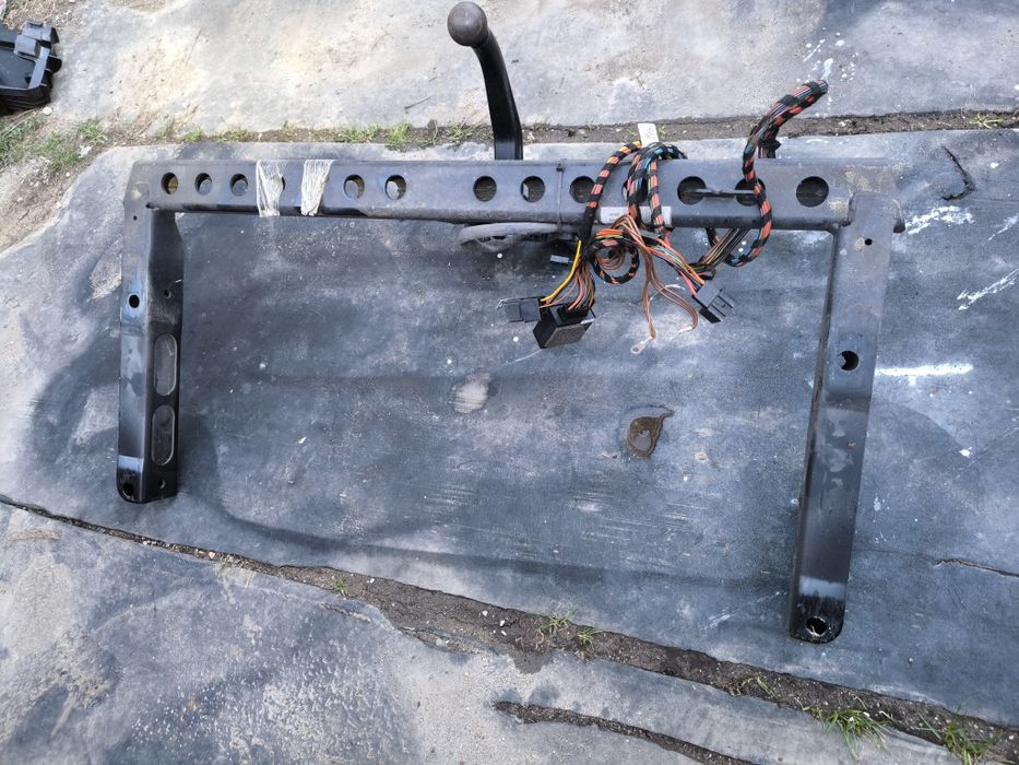 Carlig remorcare detasabil audi a4 b8 si a5