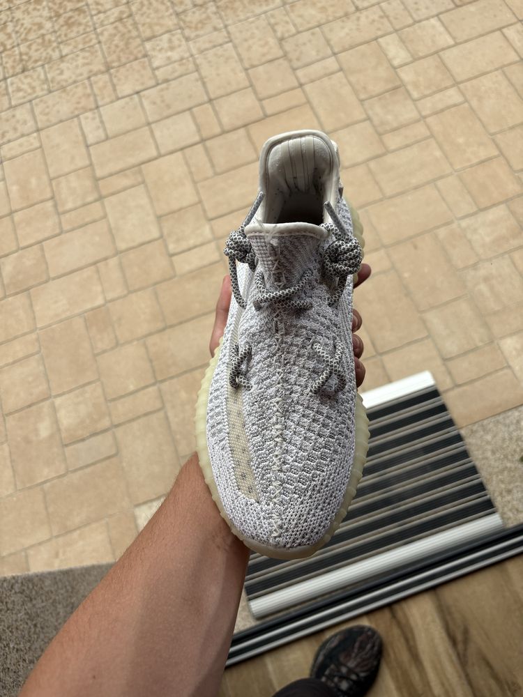 Yeezy 350 static