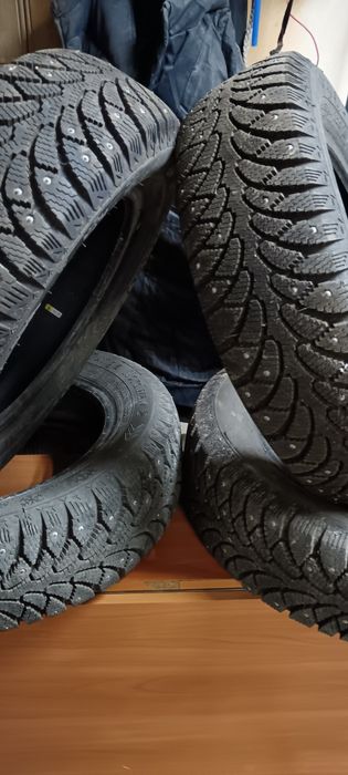 Продам шипованные автошины