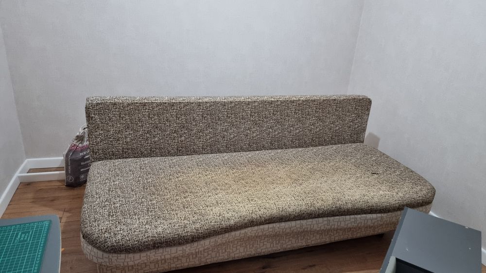 Отдам даром диван