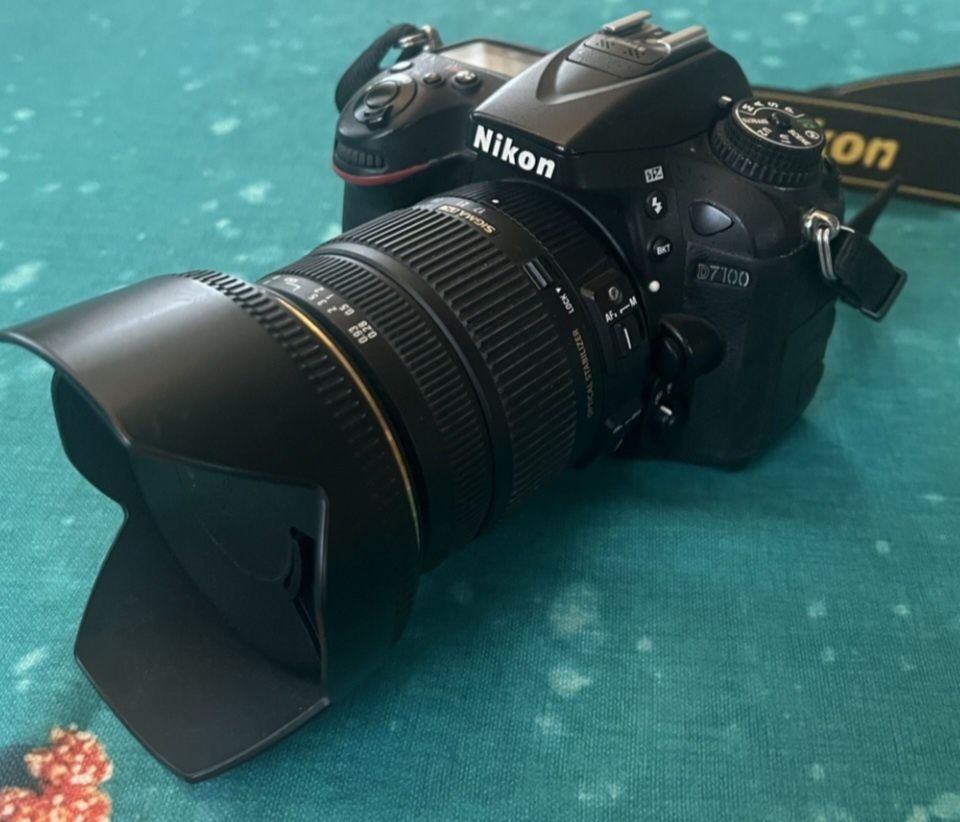 Nikon D7100 pret 1300 ron