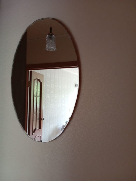 Зеркало на стену.б/у в отличном состоянии