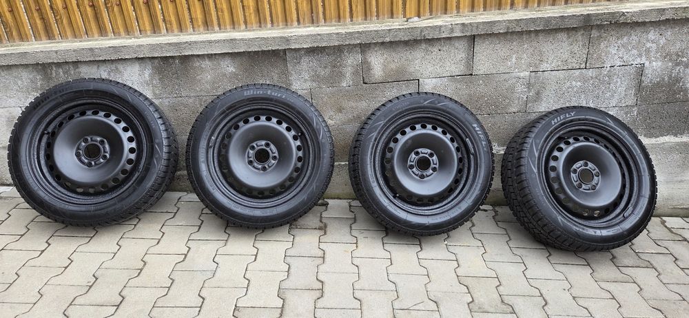 Anvelope iarna 205 55 R16- jante 5×108 / Ford / Peugeot / etc.