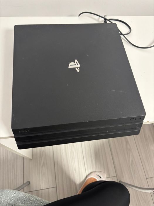 ps4 pro+jocuri+controller original