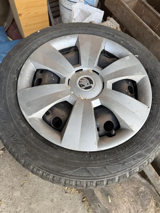 Vand jante plus cauciucuri 15