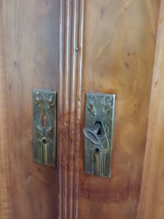 Ретро/старинен гардероб