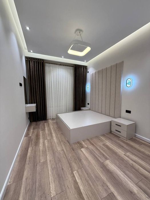 Юнусабад 18 кв 2/10/10 продаётся. Новостройка