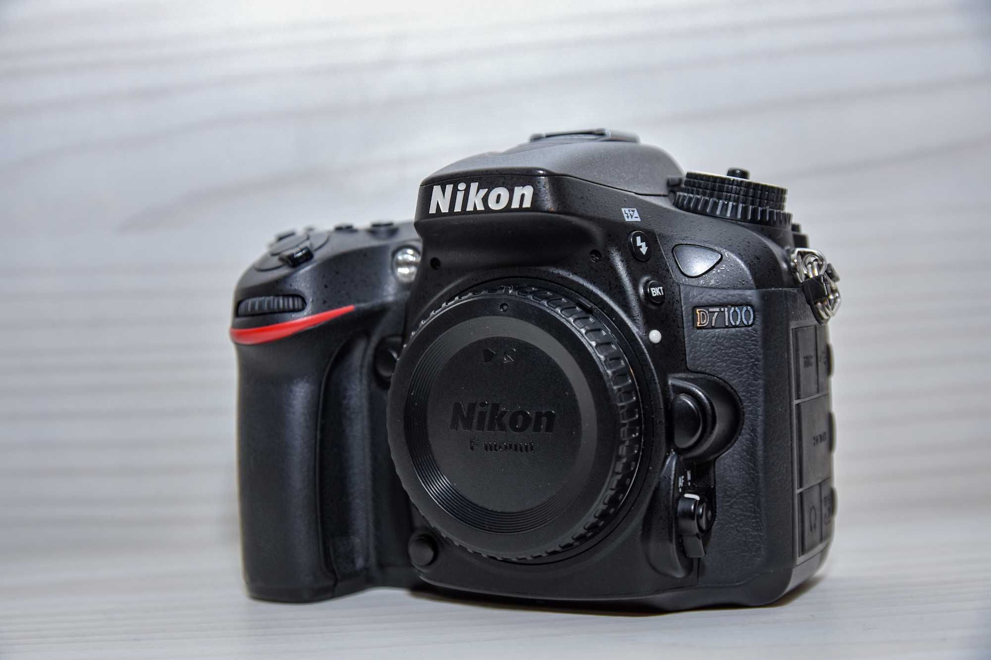 Nikon D7100 Body