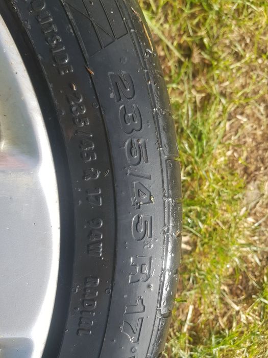 Vand set  de 5 jante pe 17 cu cauciucuri. Pentru passat b5.5.