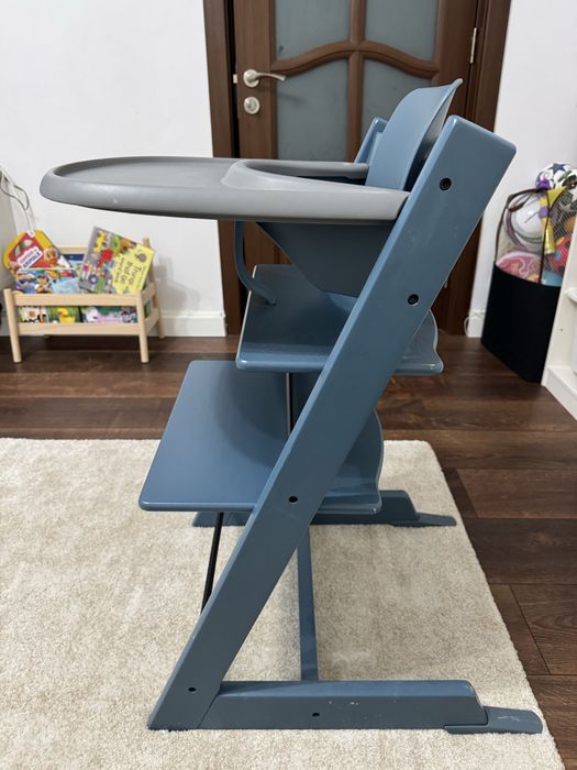 Vand pachet scaun de masa Stokke Tripp Trapp cu baby set + tavita