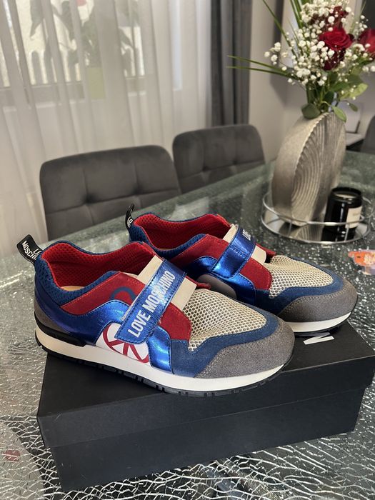 Sneakers Love Moschino,real leather