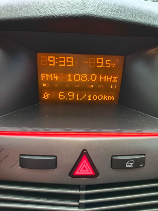 Opel Astra H 1.6 benzină