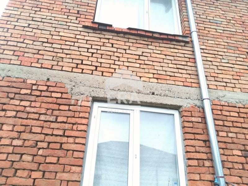 САМО В ЕРА ИМОТИ ХАСКОВО! Двуетажна къща в центъра на с.Тракиец