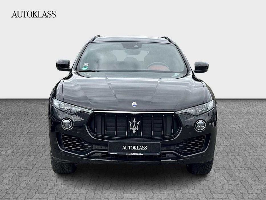 Schimb Maserati Levante 2018 Cu Mercedes V Class