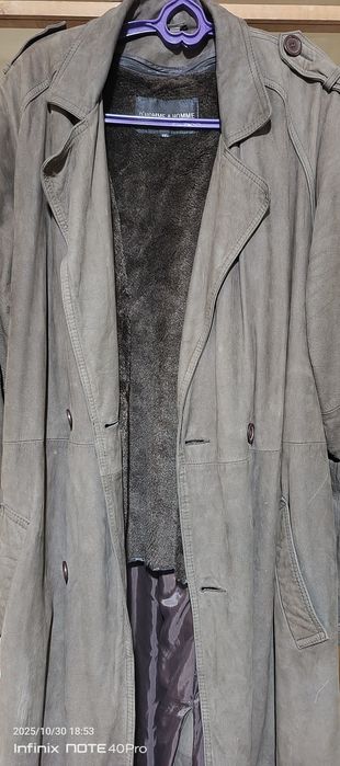 Мужской плащ из натуральной кожи (набук) в отличном состоянии!