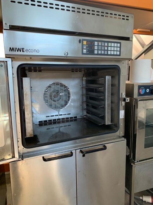 Cuptor Miwe patiserie 6 tavi + hota condensare + suport 2 bucati